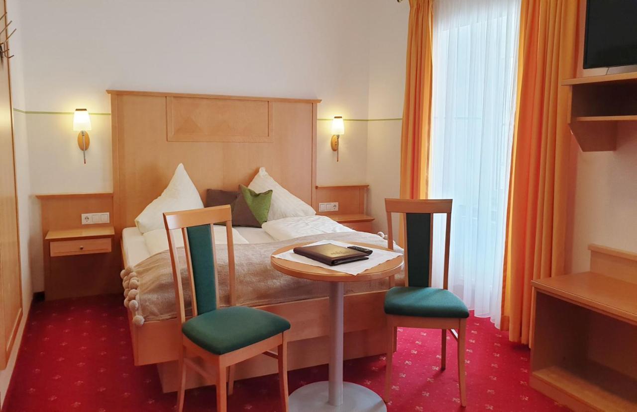 Hotel Stegerbraeu رادستادت المظهر الخارجي الصورة